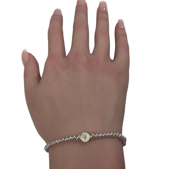 925 Sterling Silver Beaded Stretch Stacking Bracelet MOP Letter Initial V - Picture 3 of 6